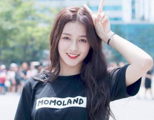 Nancy Momoland